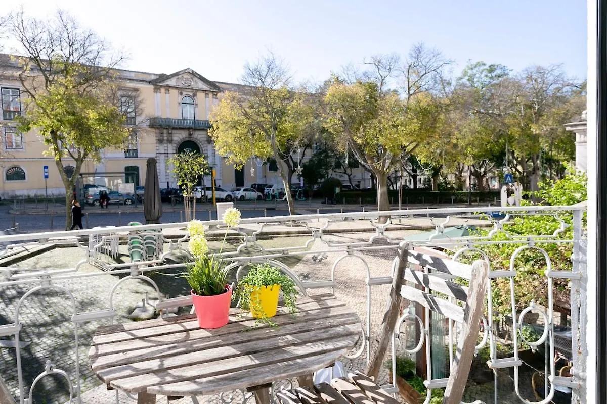 Cozy Flat With Bright Balcony Trendiest Neighborhood! Lisbon