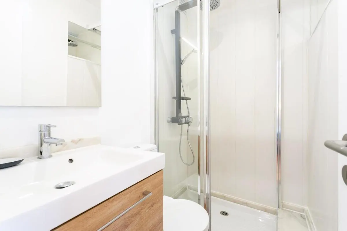 Cozy Flat With Bright Balcony Trendiest Neighborhood! Lisboa Lejlighed